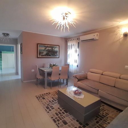 Cufaj Apartaments Shkodra Exterior foto